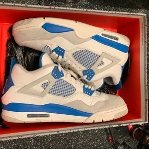 Air Jordan 4 military blue